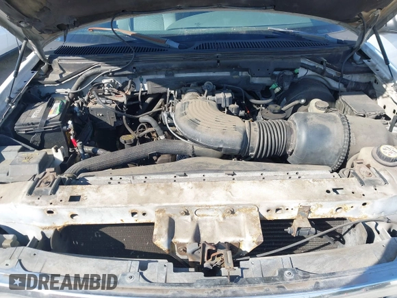 2002 Ford F-150 XL with VIN 1FTRX17WX2NA92467, listed as a IAAI auction lot 41977334 with 176,902 mi miles. Bid and sale history available at carsss.com. Image 10.
