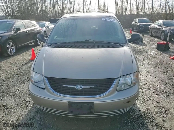 2002 Chrysler Town & Country LX with VIN 2C4GP44352R755546, listed as a Copart auction lot 83494014 with 210,781 mi miles and Salvage Title. Bid and sale history available at carsss.com. Image 11.