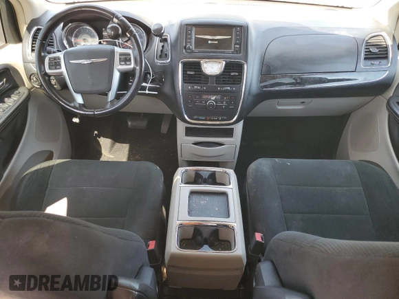 2012 Chrysler Town & Country Touring with VIN 2C4RC1BG6CR144418, listed as a Copart auction lot 55470135 with 139,817 mi miles and Salvage Title. Bid and sale history available at DreamBid. Image 8.