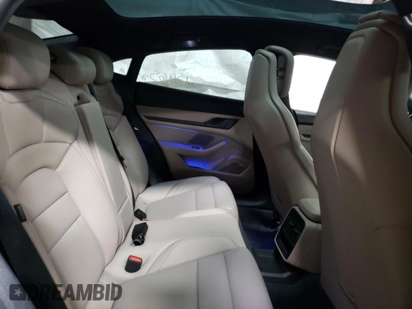 2021 Porsche Taycan z VIN WP0AA2Y13MSA14773, wystawiony jako Copart lot #69774042 z przebiegiem 15 465 mil mil oraz . Historia ofert i sprzedaży dostępna na DreamBid. Obrazek 10.