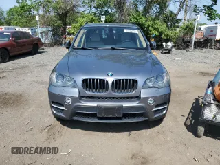 2011 BMW X5 35i z VIN 5UXZV4C55BL413040, wystawiony jako Copart lot #55246415 z przebiegiem 184 352 mil mil oraz Czysty tytuł • Clean title. Historia ofert i sprzedaży dostępna na DreamBid. Obrazek 5.