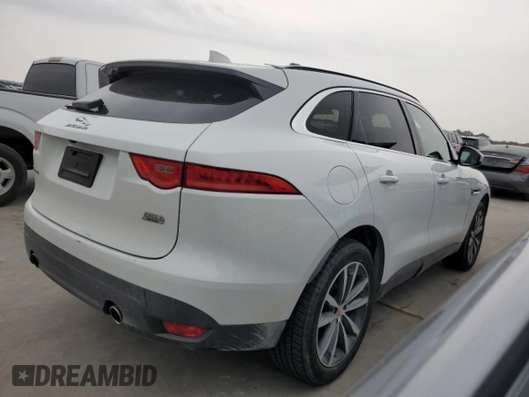 2018 Jaguar F-Pace 35t Prestige with VIN SADCK2EV0JA245372, listed as a Copart auction lot 54076744 with 135,901 mi miles and Salvage title. Bid and sale history available at DreamBid. Image 3.