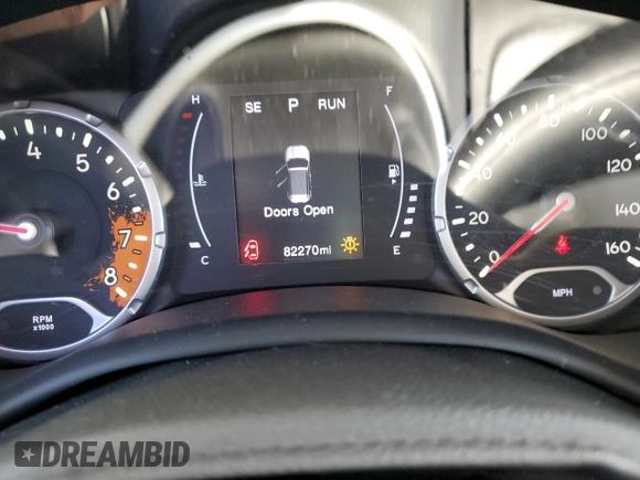 2017 Jeep Renegade Latitude z VIN ZACCJABB5HPF18349, wystawiony jako Copart lot #52954395 z przebiegiem 82 270 mil mil oraz Szkoda całkowita • Salvage title. Historia ofert i sprzedaży dostępna na DreamBid. Obrazek 9.