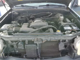 2005 Toyota Tundra SR5 with VIN 5TBDT44135S484424, listed as a Copart auction lot 54311125 with 444,876 mi miles and Clean Title. Bid and sale history available at DreamBid. Image 11.