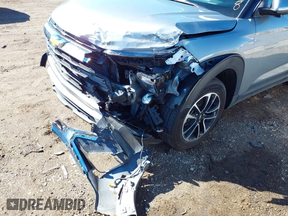 2024 Chevrolet TrailBlazer LT with VIN KL79MRSL4RB043603, listed as a IAAI auction lot 41812948 with 9,509 mi miles and . Bid and sale history available at DreamBid. Image 6.
