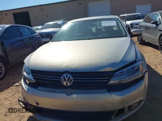 2011 Volkswagen Jetta SEL with VIN 3VWLX7AJ6BM330148, listed as a IAAI auction lot 41663551 with 128,673 mi miles and . Bid and sale history available at DreamBid. Image 11.