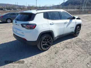 2022 Jeep Compass Latitude Lux с VIN 3C4NJDFB5NT172425, выставлен на аукционе IAAI как лот 41800293 с пробегом 34 588 миль миль и . История ставок и продаж доступна на DreamBid. Изображение 4.
