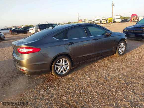 2015 Ford Fusion SE with VIN 3FA6P0H73FR171119, listed as a IAAI auction lot 41978026 with 175,398 mi miles. Bid and sale history available at carsss.com. Image 4.