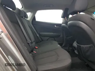 2016 Kia Optima LX z VIN 5XXGT4L3XGG104667, wystawiony jako Copart lot #53968815 z przebiegiem 82 417 mil mil oraz Szkoda całkowita • Salvage title. Historia ofert i sprzedaży dostępna na DreamBid. Obrazek 10.