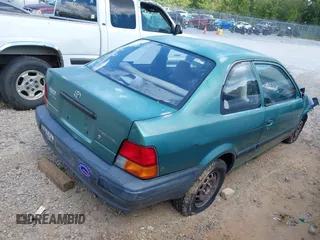 1996 Toyota Tercel DX z VIN JT2AC52LXT0194601, wystawiony jako IAAI lot #41712171 z przebiegiem 161 205 mil mil oraz . Historia ofert i sprzedaży dostępna na DreamBid. Obrazek 4.