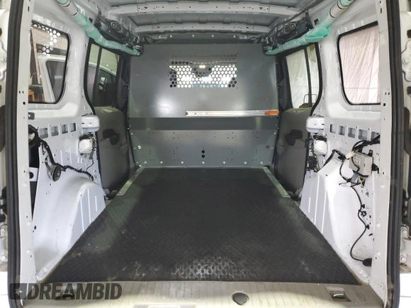 2020 Ford Transit Connect XLT z VIN NM0GS9F27L1436247, wystawiony jako Copart lot #56520525 z przebiegiem 92 557 mil mil oraz Czysty tytuł • Clean title. Historia ofert i sprzedaży dostępna na DreamBid. Obrazek 10.