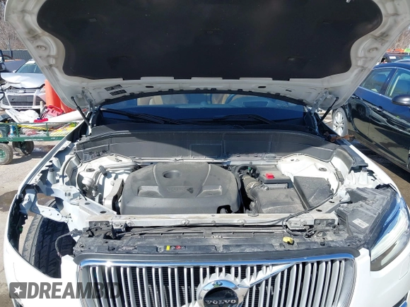 2017 Volvo XC90 Inscription with VIN YV4A22PL8H1166537, listed as a IAAI auction lot 41759108 with 171,106 mi miles. Bid and sale history available at carsss.com. Image 10.