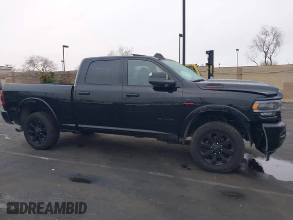2022 Ram 2500 Laramie z VIN 3C6UR5FL2NG377414, wystawiony jako IAAI lot #41492443 z przebiegiem 100 477 mil mil oraz . Historia ofert i sprzedaży dostępna na DreamBid. Obrazek 14.