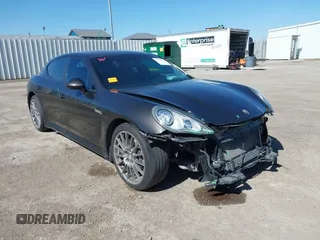 2011 Porsche Panamera с VIN WP0AA2A79BL012853, выставлен на аукционе IAAI как лот 41755664 с пробегом 198 647 миль миль и . История ставок и продаж доступна на DreamBid. Изображение 1.
