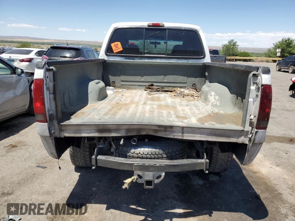 2003 Ford Super Duty F-250 XL with VIN 1FTNW21P03EC77086, listed as a Copart auction lot 56126444 with 0 mi miles and Non Repairable. Bid and sale history available at carsss.com. Image 6.