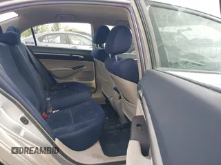 2007 Honda Civic with VIN JHMFA36267S028464, listed as a IAAI auction lot 42215413 with 121,682 mi miles and . Bid and sale history available at DreamBid. Image 8.