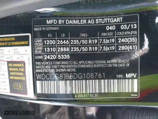 2013 Mercedes-Benz GLK-Class GLK 350 with VIN WDCGG8JB5DG108761, listed as a IAAI auction lot 41622613 with 177,587 mi miles. Bid and sale history available at carsss.com. Image 9.
