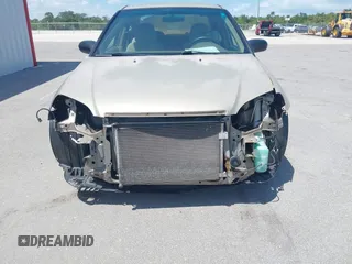 2001 Honda Civic LX with VIN 2HGES16521H610022, listed as a IAAI auction lot 42077819 with 155,570 mi miles. Bid and sale history available at carsss.com. Image 6.