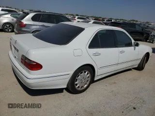 2000 Mercedes-Benz E-Class with VIN WDBJF65J5YB054237, listed as a Copart auction lot 76315974 with 95,092 mi miles and Salvage Title. Bid and sale history available at carsss.com. Image 3.