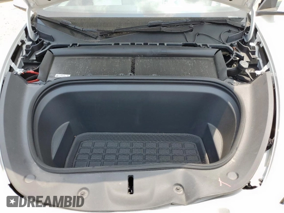2024 Tesla Model Y Long Range with VIN 7SAYGDEE6RA290124, listed as a Copart auction lot 57662385 with 14,751 mi miles and Salvage title. Bid and sale history available at DreamBid. Image 11.