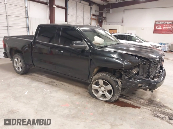 2017 Chevrolet Silverado 1500 LT with VIN 3GCUKREC6HG501307, listed as a IAAI auction lot 41611899 with 133,863 mi miles and . Bid and sale history available at DreamBid. Image 1.