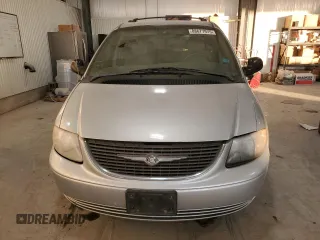 2003 Chrysler Town & Country EX with VIN 2C8GP74L43R106709, listed as a Copart auction lot 88677975 with 222,154 mi miles and Salvage Title. Bid and sale history available at carsss.com. Image 5.