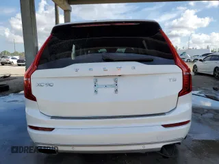 2020 Volvo XC90 Momentum with VIN YV4102CK0L1606844, listed as a Copart auction lot 64868664 with 50,290 mi miles and Non Repairable. Bid and sale history available at carsss.com. Image 6.