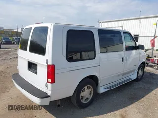1995 Chevrolet Astro Cargo Van with VIN 1GBDM19W2SB148388, listed as a IAAI auction lot 42126915 with 135,062 mi miles. Bid and sale history available at carsss.com. Image 4.