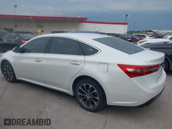 2016 Toyota Avalon Limited z VIN 4T1BK1EB7GU235304, wystawiony jako IAAI lot #42443795 z przebiegiem 197 261 mil mil oraz . Historia ofert i sprzedaży dostępna na DreamBid. Obrazek 14.