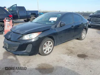 2013 Mazda Mazda3 i Sport with VIN JM1BL1U79D1828304, listed as a IAAI auction lot 41871463 with 95,453 mi miles. Bid and sale history available at carsss.com. Image 2.