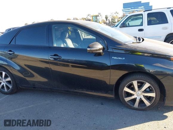 2017 Toyota Mirai with VIN JTDBVRBD4HA002337, listed as a IAAI auction lot 41647513 with 46,609 mi miles and . Bid and sale history available at DreamBid. Image 13.