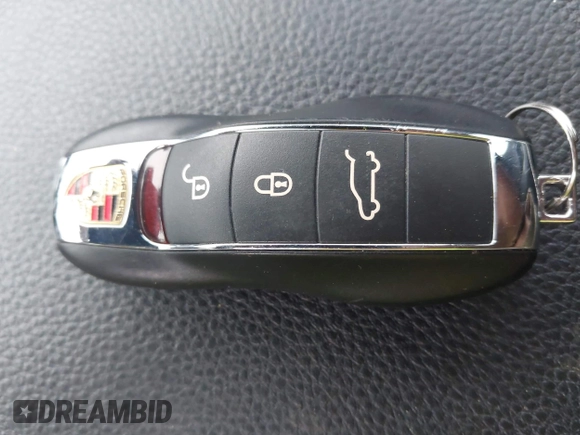 2014 Porsche Cayenne с VIN WP1AA2A28ELA93500, выставлен на аукционе IAAI как лот 42269929 с пробегом 143 528 миль миль и . История ставок и продаж доступна на DreamBid. Изображение 11.
