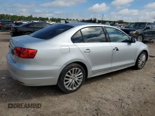 2012 Volkswagen Jetta SEL with VIN 3VWLP7AJ7CM300738, listed as a Copart auction lot 47934894 with 137,877 mi miles and Salvage title. Bid and sale history available at DreamBid. Image 3.