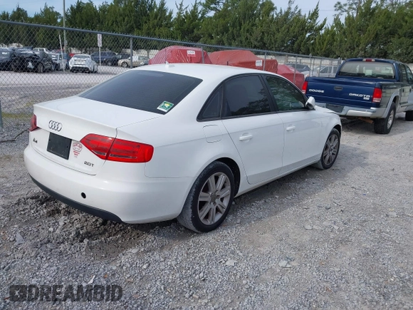 2011 Audi A4 Premium z VIN WAUAFAFL9BN018669, wystawiony jako IAAI lot #41904225 z przebiegiem 124 293 mil mil oraz . Historia ofert i sprzedaży dostępna na DreamBid. Obrazek 4.