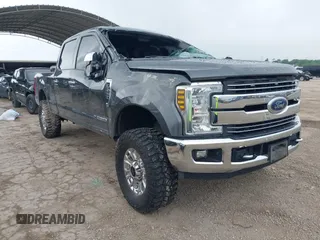 2019 Ford F-250 XL z VIN 1FT7W2BT6KEF11749, wystawiony jako IAAI lot #42200362 z przebiegiem 148 508 mil mil oraz . Historia ofert i sprzedaży dostępna na DreamBid. Obrazek 1.