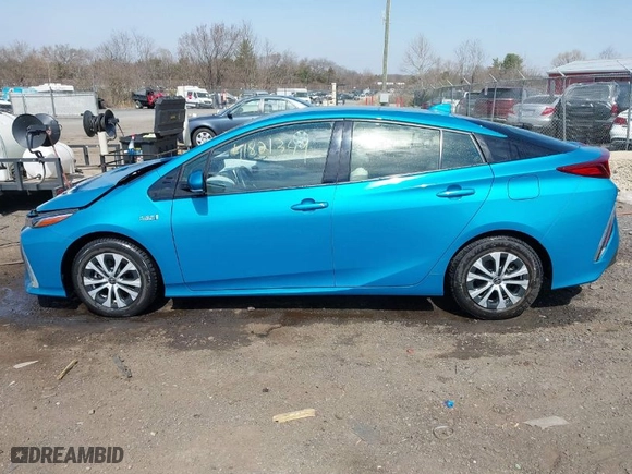 2020 Toyota Prius Prime LE with VIN JTDKARFP2L3122229, listed as a IAAI auction lot 41821349 with NaN miles. Bid and sale history available at carsss.com. Image 15.