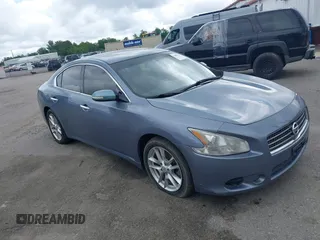 2011 Nissan Maxima 3.5 SV with VIN 1N4AA5AP7BC861273, listed as a IAAI auction lot 42085926 with 204,630 mi miles. Bid and sale history available at carsss.com. Image 1.