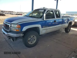 2006 GMC Sierra 2500HD SLT z VIN 1GTHK29D66E270344, wystawiony jako Copart lot #82147814 z przebiegiem 148 135 mil mil oraz Szkoda całkowita • Salvage title. Historia ofert i sprzedaży dostępna na DreamBid. Obrazek 1.