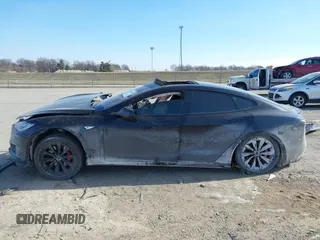 2016 Tesla Model S 90D with VIN 5YJSA1E42GF143731, listed as a IAAI auction lot 41394839 with Not provided miles and . Bid and sale history available at DreamBid. Image 15.