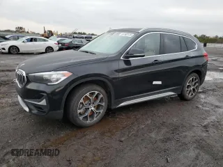 2022 BMW X1 sDrive28i with VIN WBXJG7C02N5V27166, listed as a Copart auction lot 72874052 with 13,372 mi miles. Bid and sale history available at carsss.com. Image 1.
