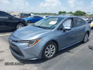 2024 Toyota Corolla LE z VIN 5YFB4MDE2RP088143, wystawiony jako IAAI lot #42497036 z przebiegiem 23 824 mil mil oraz . Historia ofert i sprzedaży dostępna na DreamBid. Obrazek 17.