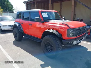 2023 Ford Bronco Raptor z VIN 1FMEE5JR5PLA93457, wystawiony jako IAAI lot #42015133 z przebiegiem 9484 mil mil oraz . Historia ofert i sprzedaży dostępna na DreamBid. Obrazek 1.