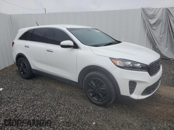 2020 Kia Sorento LX with VIN 5XYPG4A56LG612147, listed as a Copart auction lot 46925195 with 95,835 mi miles and Clean Title. Bid and sale history available at DreamBid. Image 4.