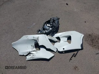 2022 Ford Escape Titanium z VIN 1FMCU9J97NUB89504, wystawiony jako IAAI lot #42571833 z przebiegiem Nie podano mil oraz . Historia ofert i sprzedaży dostępna na DreamBid. Obrazek 11.