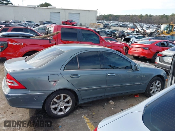 2007 Mercedes-Benz C 280 Luxury with VIN WDBRF54H27A950575, listed as a IAAI auction lot 41640162 with 120,000 mi miles and . Bid and sale history available at DreamBid. Image 13.