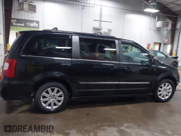 2014 Chrysler Town & Country Touring with VIN 2C4RC1BG9ER436048, listed as a IAAI auction lot 41360528 with 163,040 mi miles. Bid and sale history available at carsss.com. Image 14.