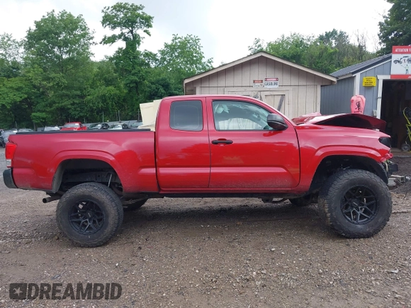 2017 Toyota Tacoma SR with VIN 5TFSX5EN2HX050715, listed as a IAAI auction lot 42509258 with 117,661 mi miles and . Bid and sale history available at DreamBid. Image 13.