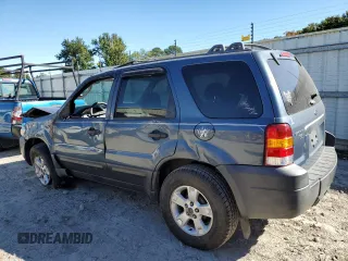 2006 Ford Escape XLT with VIN 1FMYU03106KA03632, listed as a Copart auction lot 75416404 with 151,559 mi miles and Salvage Title. Bid and sale history available at carsss.com. Image 2.