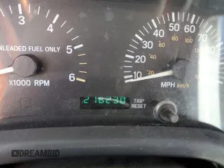 1997 Jeep Cherokee Country with VIN 1J4FJ78SXVL566804, listed as a Copart auction lot 88557395 with 216,230 mi miles and Salvage title. Bid and sale history available at DreamBid. Image 9.