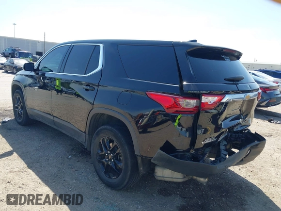 2019 Chevrolet Traverse LS with VIN 1GNERFKW1KJ310856, listed as a IAAI auction lot 41806247 with 88,501 mi miles. Bid and sale history available at carsss.com. Image 3.